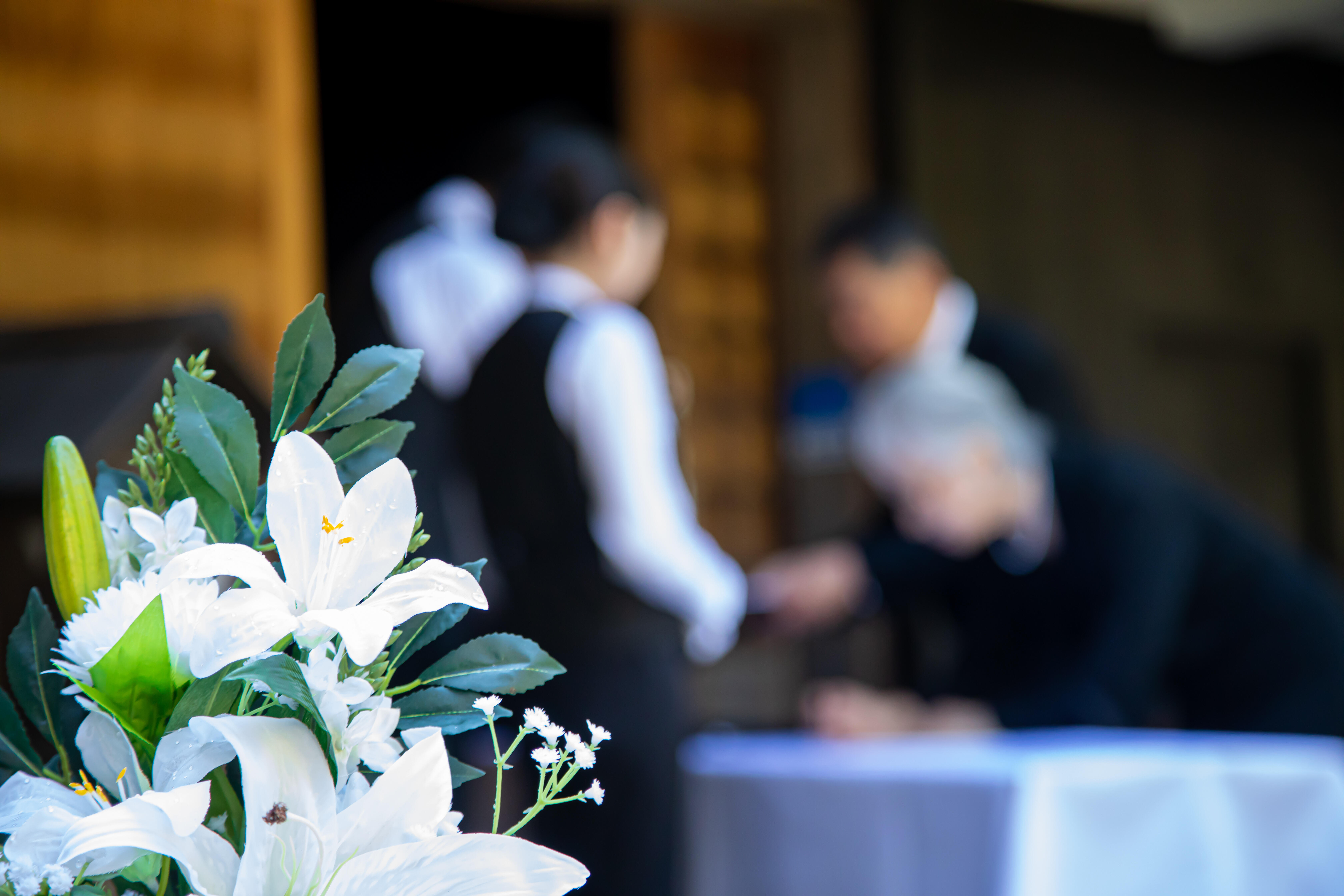 家族葬時代の「薄利・未収」リスクを回避する―葬儀経営を安定させる決済DXの重要性