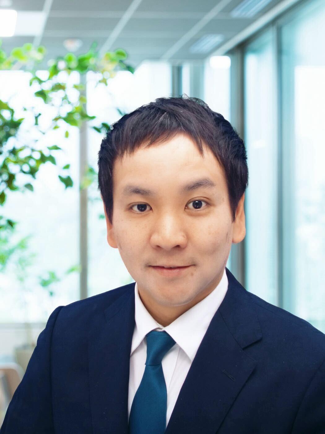 与那覇　知洋